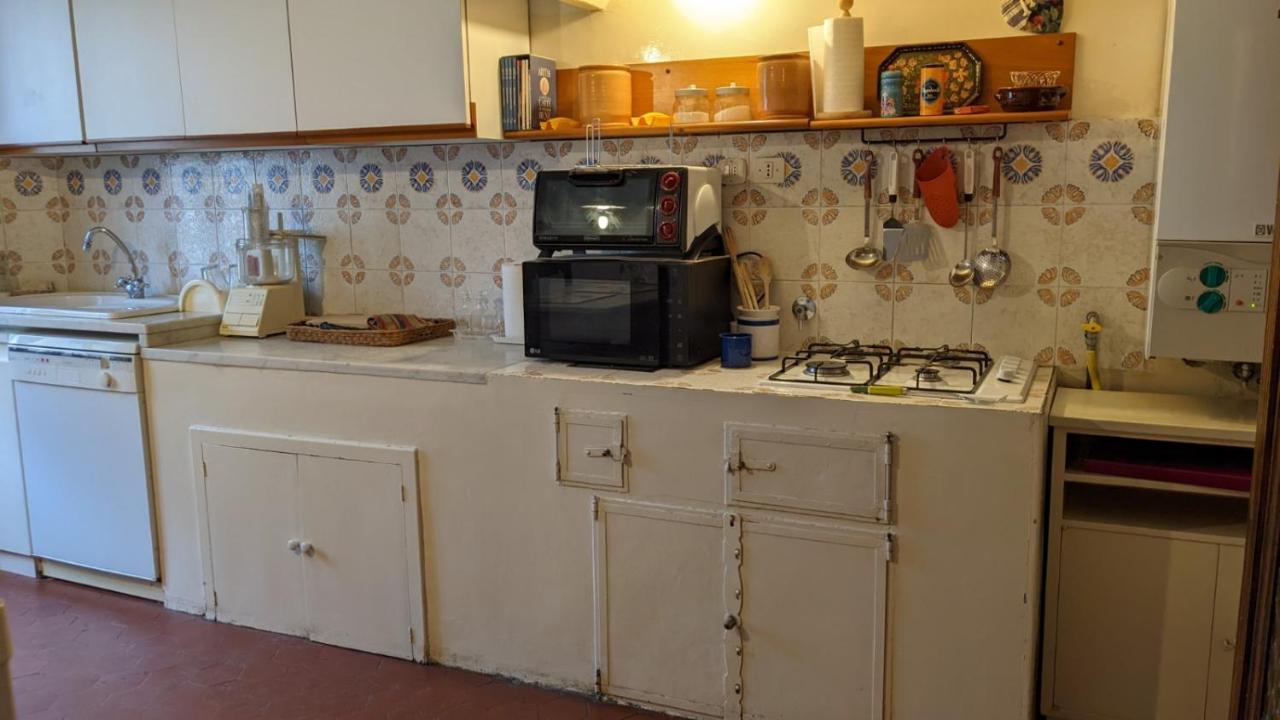 Double Bedroom In Beautiful 30'S Style Apartment Firenze Eksteriør billede