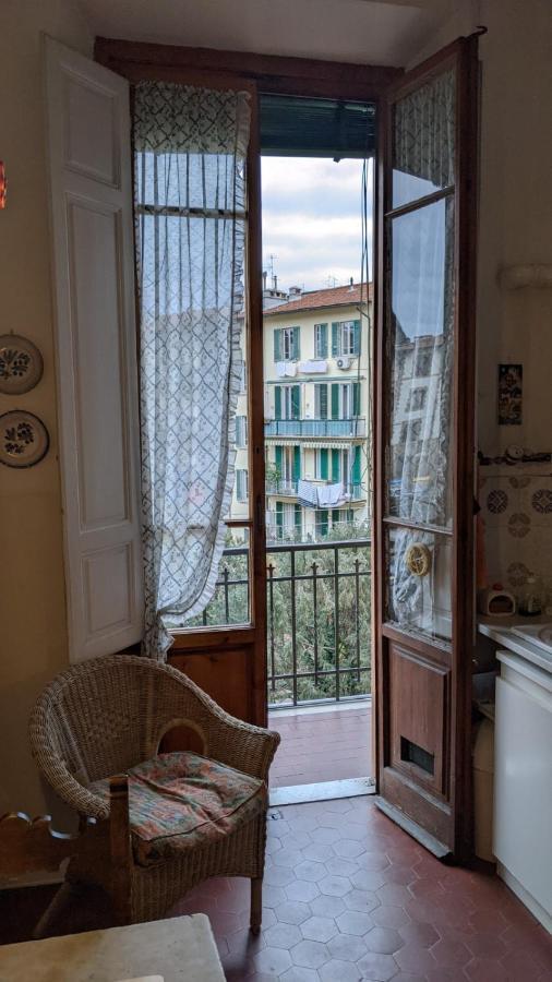Double Bedroom In Beautiful 30'S Style Apartment Firenze Eksteriør billede