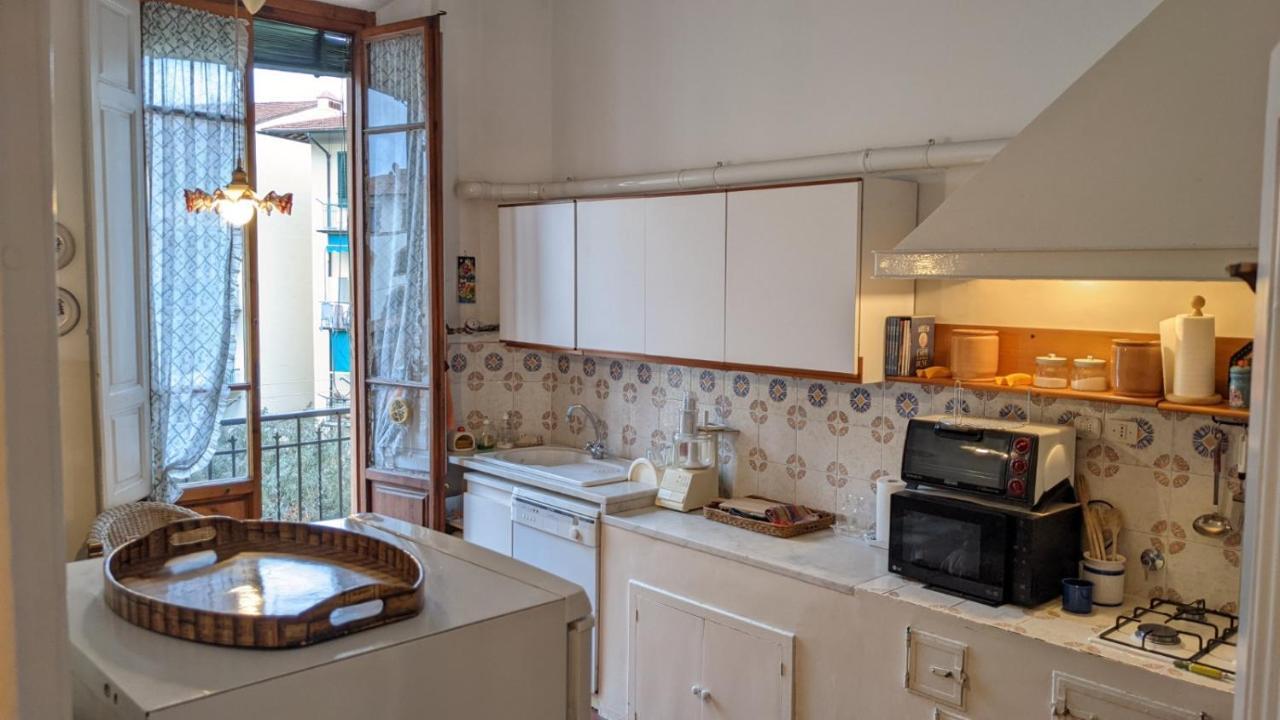 Double Bedroom In Beautiful 30'S Style Apartment Firenze Eksteriør billede